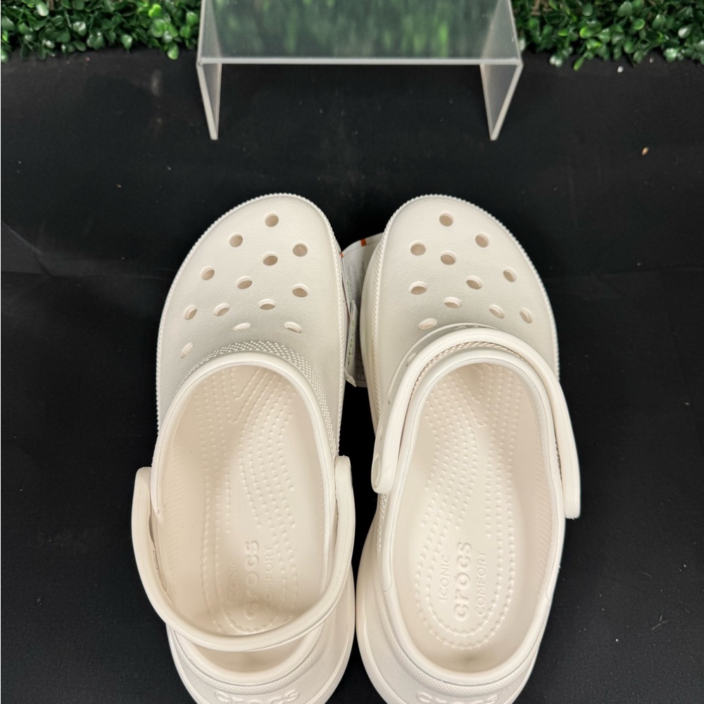 Crocs Bae Clogs - W8, W5 - Picture 6 of 10